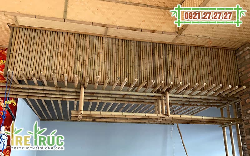 trang tri quay bar bang tre truc