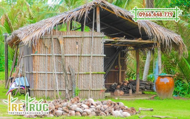 Nhà mái lá dừa miền Tây
